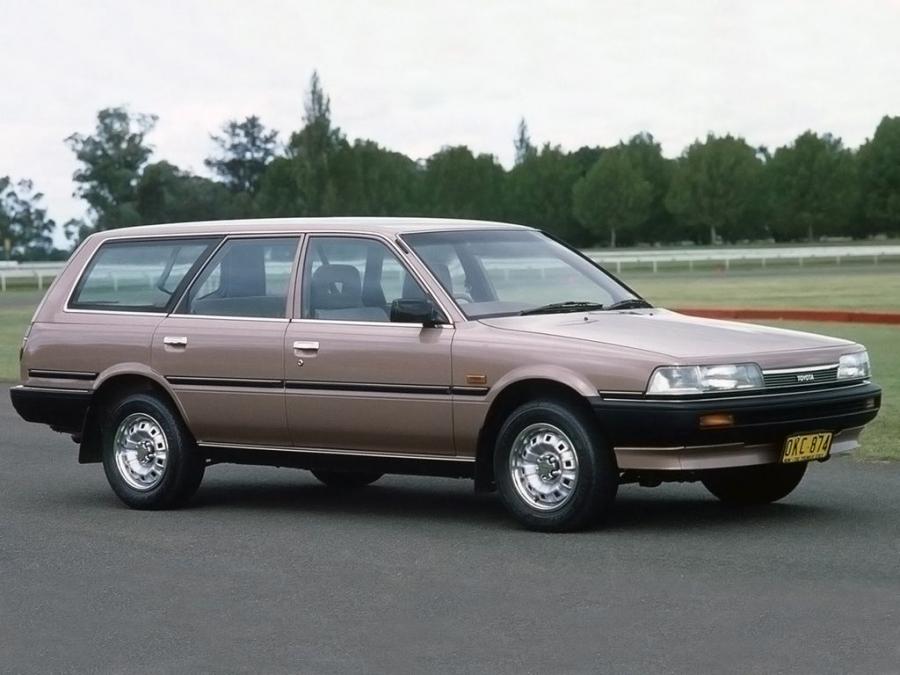  Toyota Camry Wagon 1986 года  (фото 8 из 9)